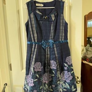 EUC Fit n Flare dress size XL (US M)